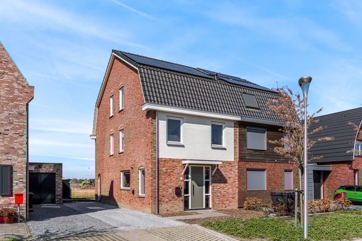 Hoefsmid 13