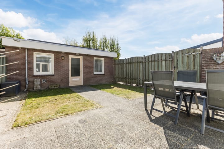 Foto 38 van Mgr. Dr. Th. Goossensstraat 54