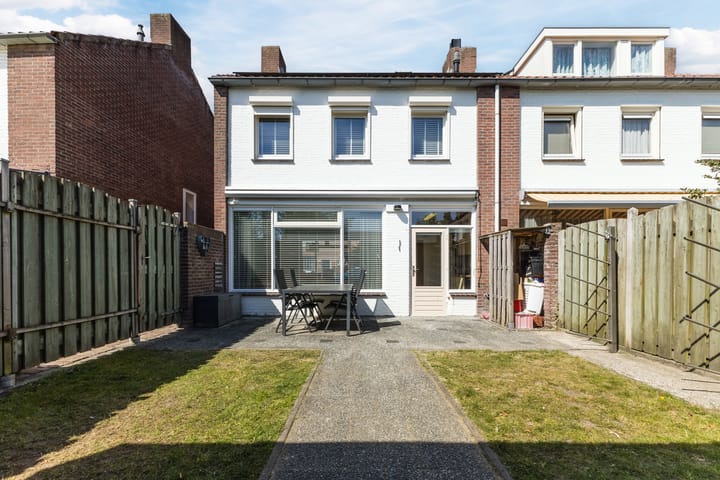 Foto 42 van Mgr. Dr. Th. Goossensstraat 54