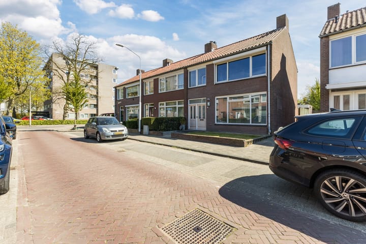 Foto 43 van Mgr. Dr. Th. Goossensstraat 54