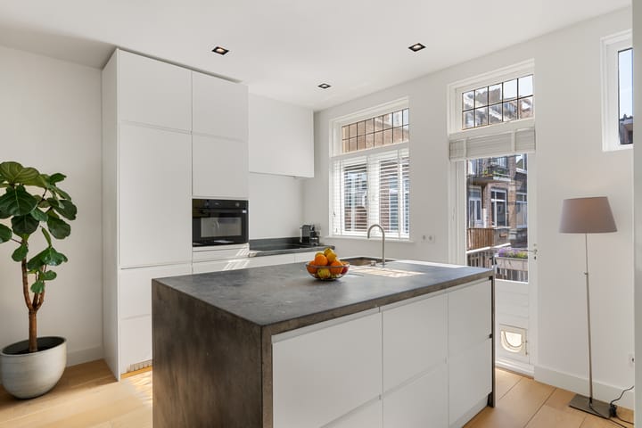 Foto 5 van Van der Horststraat 4-B02