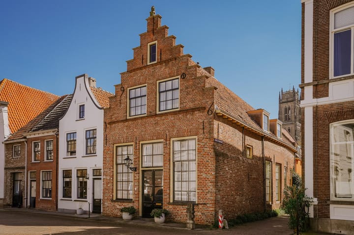 Vismarkt 2