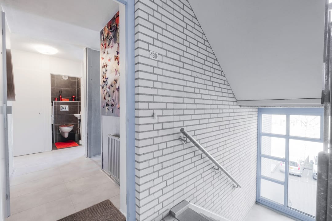 Foto 2 van Bernard Shawsingel 130