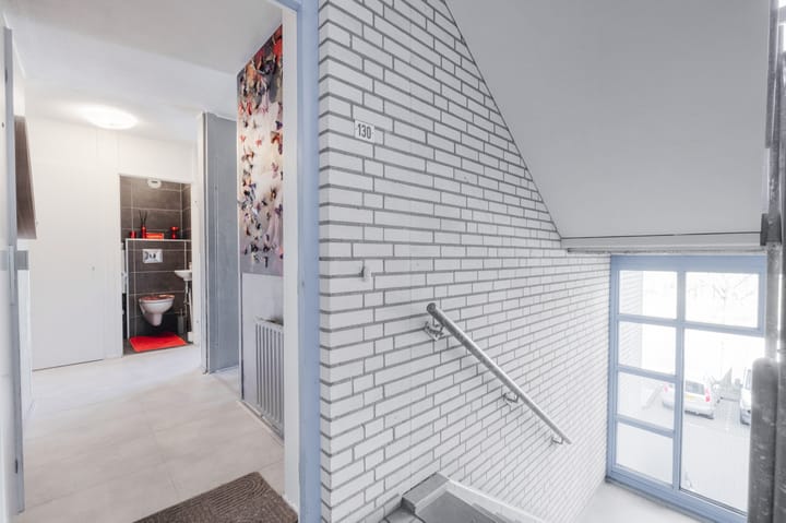 Foto 2 van Bernard Shawsingel 130