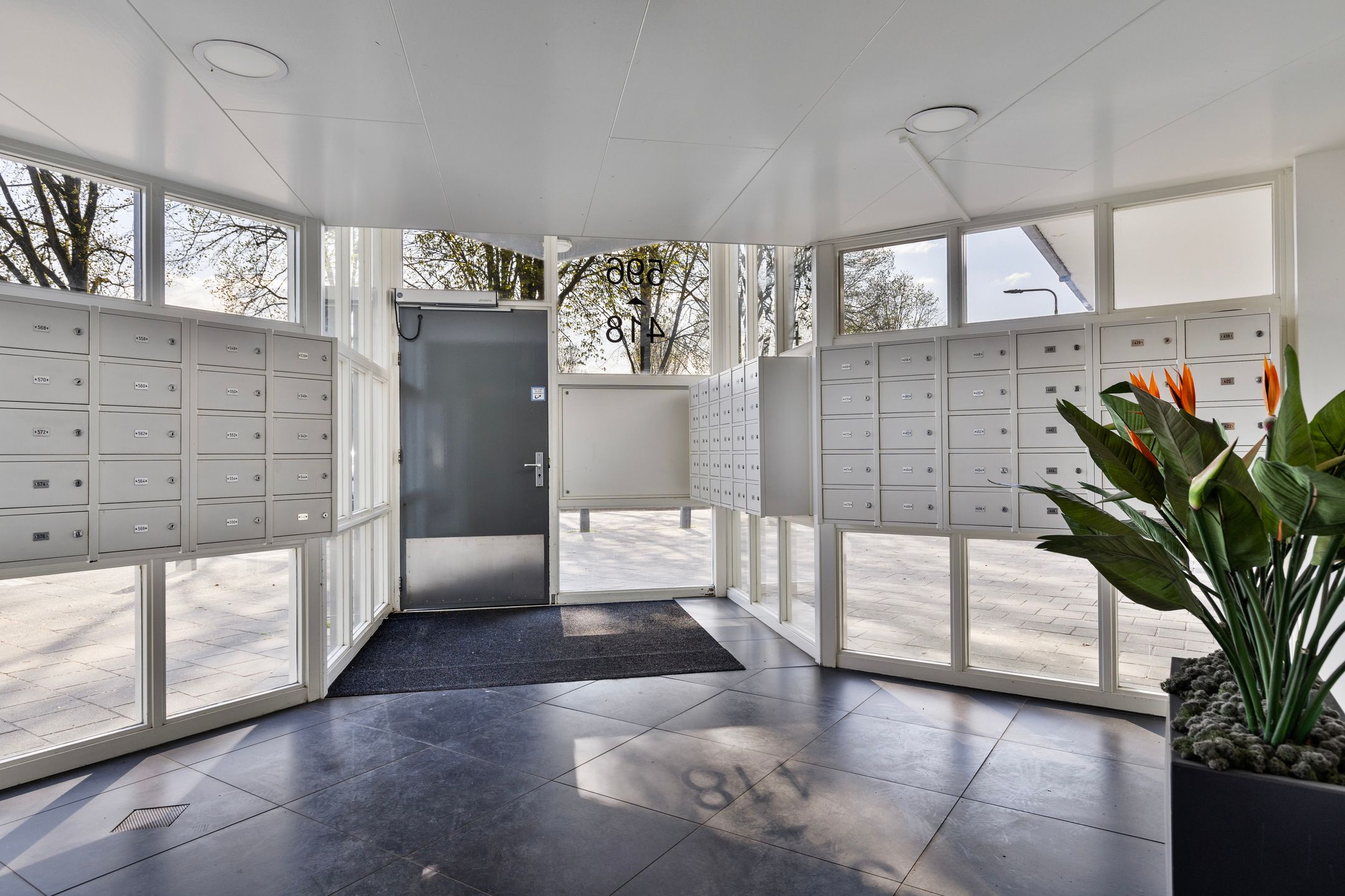 Photo 24 of Professor Cobbenhagenlaan 484