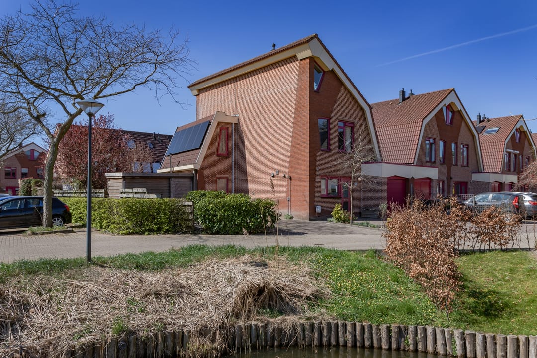 Foto 1 van Robert Stolzhof 106