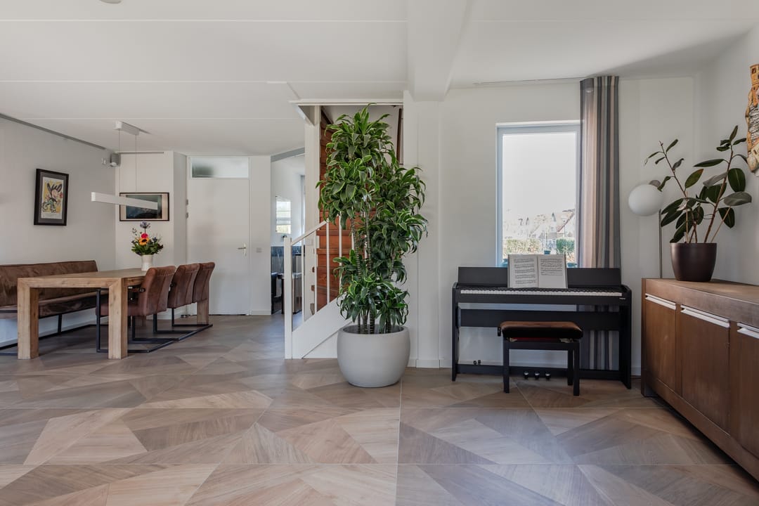 Foto 8 van Robert Stolzhof 106