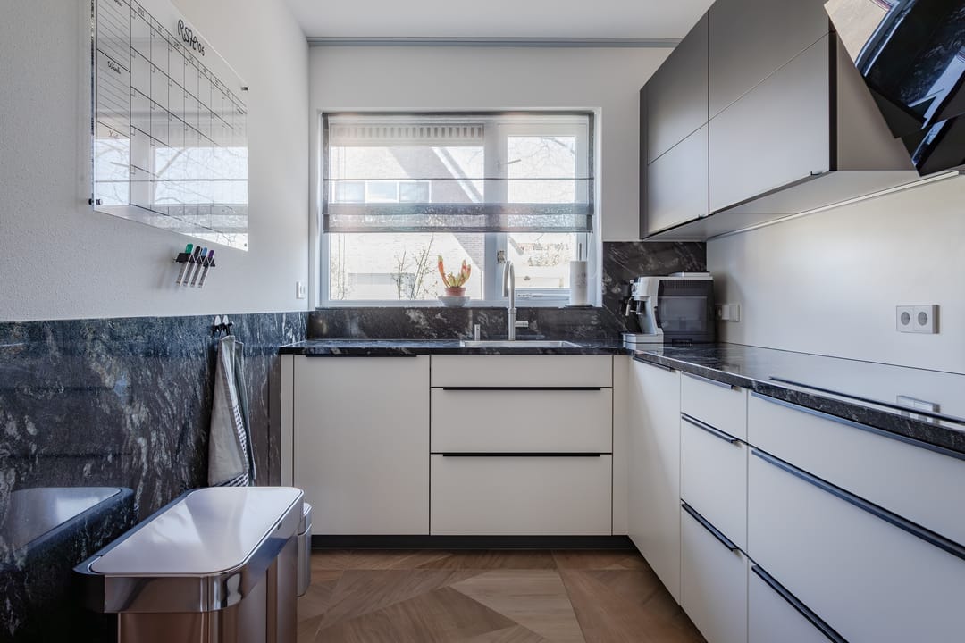 Foto 13 van Robert Stolzhof 106