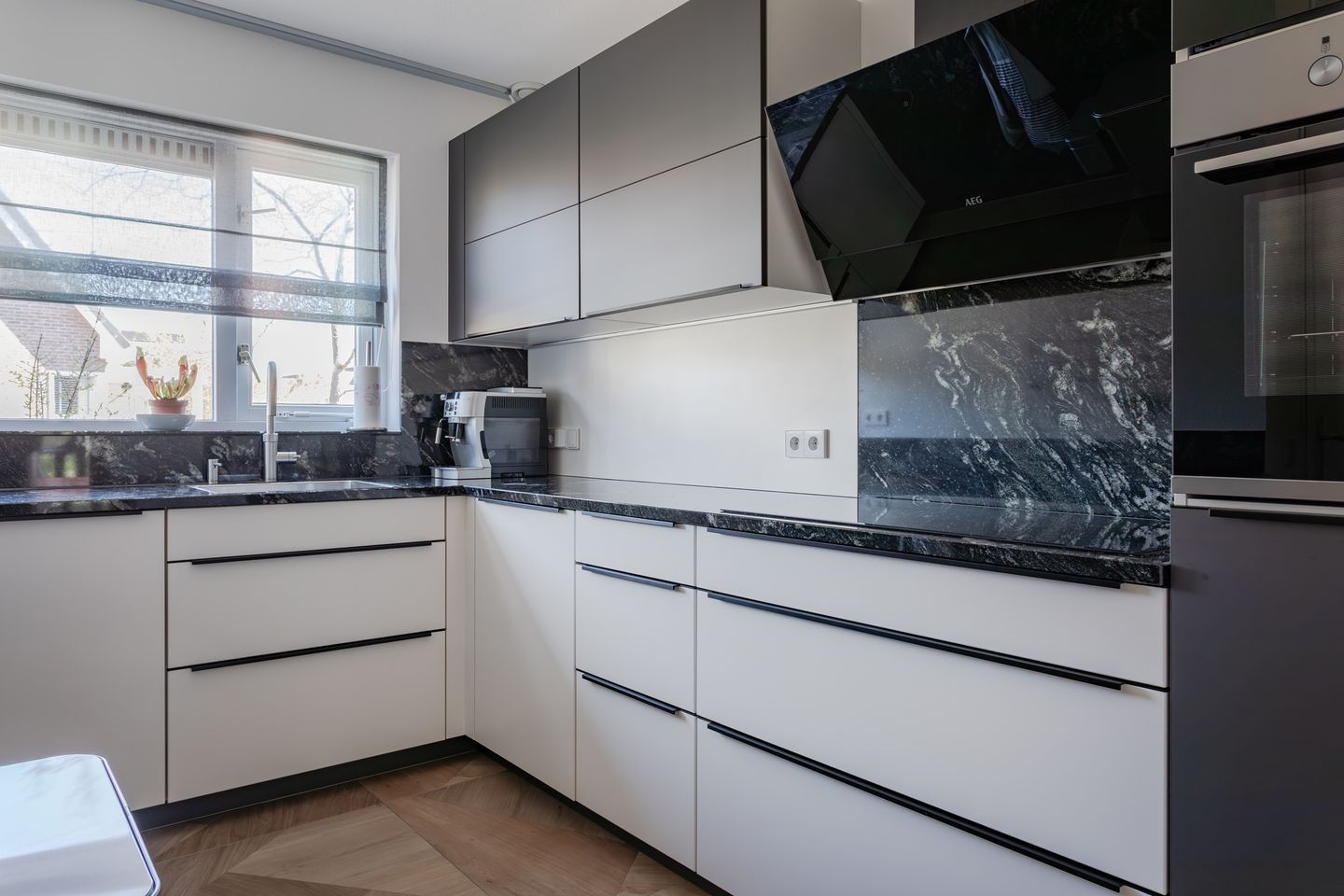 Foto 14 van Robert Stolzhof 106