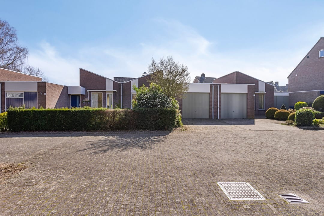 Foto 2 van Van Hovengaarde 5