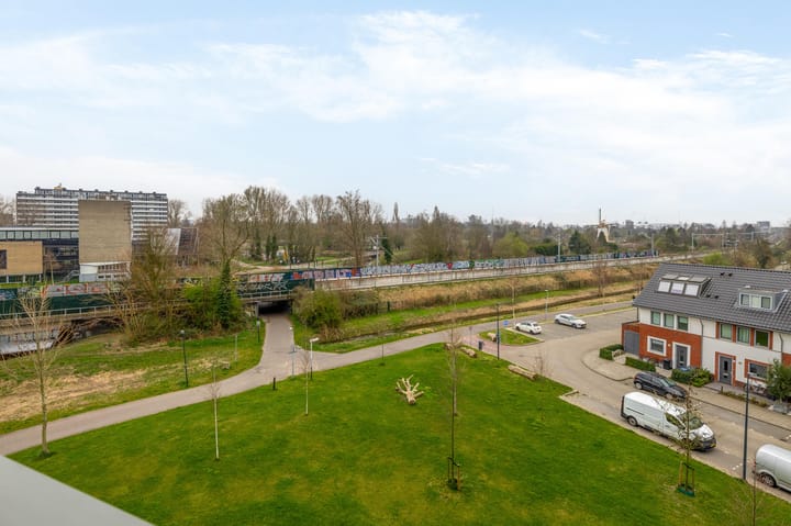 Foto 31 van Olympiaweg 11-D