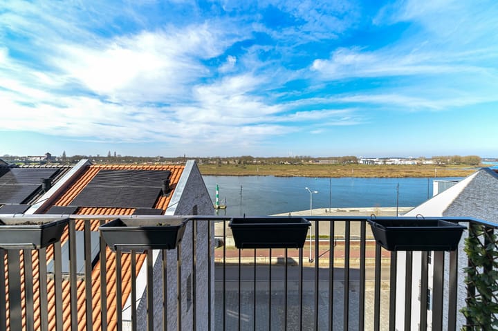 Foto 18 van Maasschriksel 109