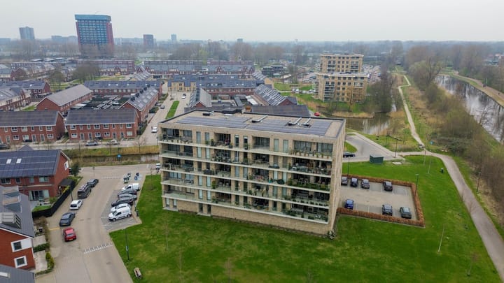 Foto 36 van Olympiaweg 11-D