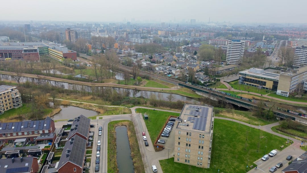 Foto 38 van Olympiaweg 11-D