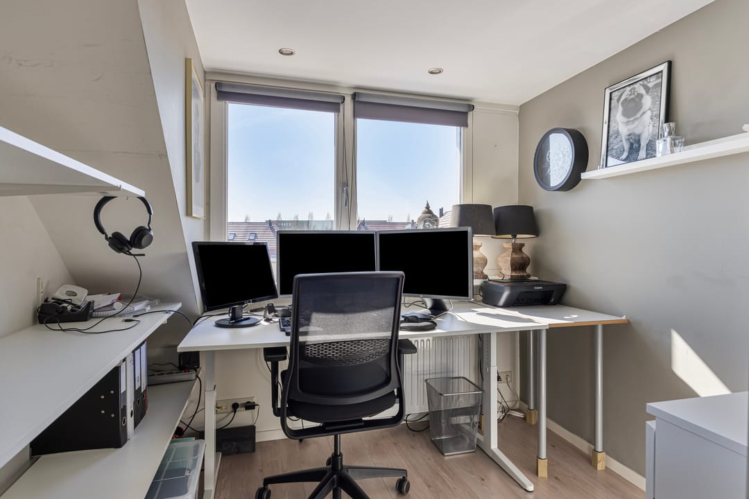 Foto 28 van Leilat 77