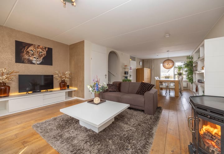 Foto 7 van Margratenplein 25