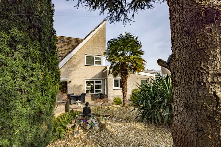 Foto 36 van Margratenplein 25