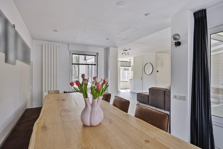 Foto 8 van Aarnout Drostdreef 1