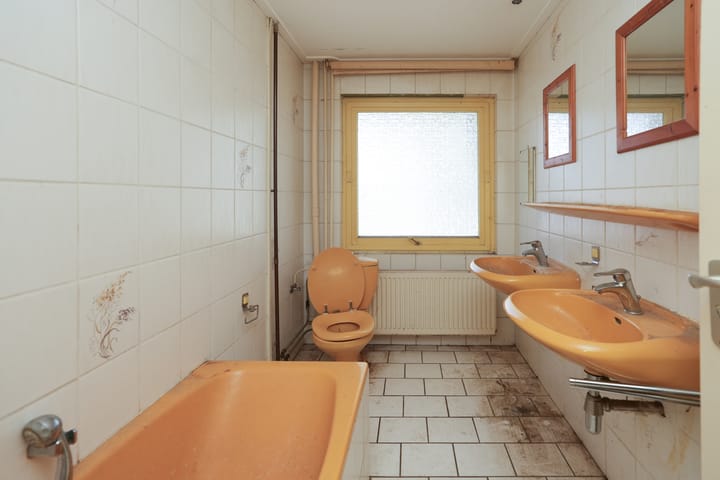 Photo 6 of Prins Bernhardstraat 6-A