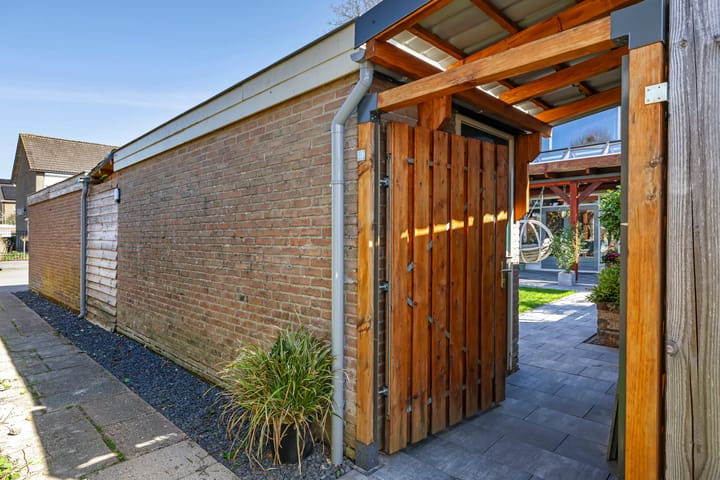 Foto 56 van Zonnekruidstraat 2