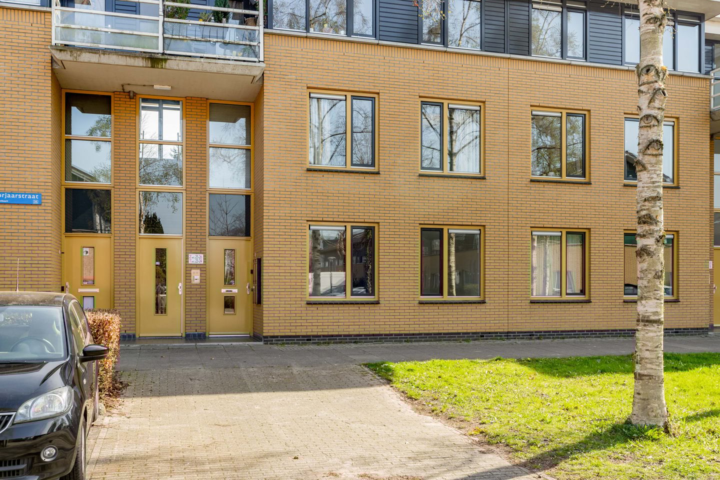 Photo 4 of Voorjaarstraat 22