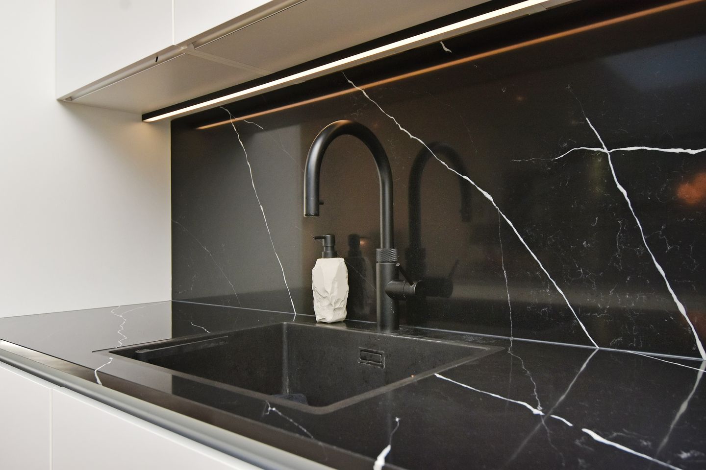 Foto 20 van Westersingel 103