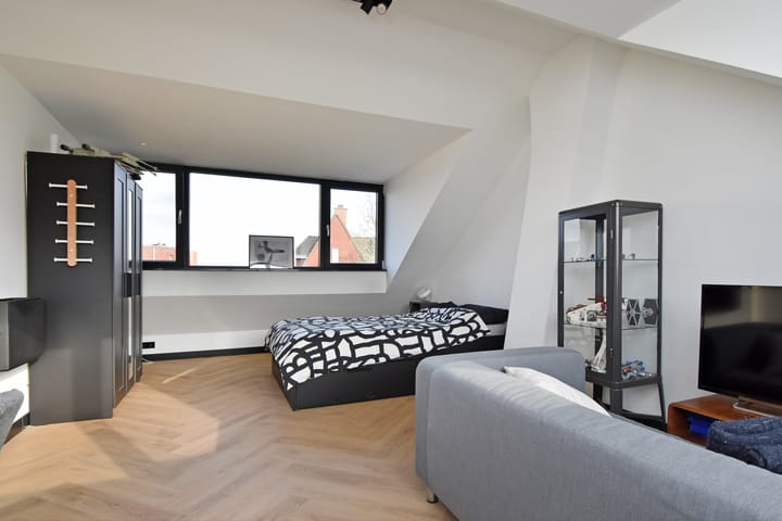 Foto 44 van Westersingel 103