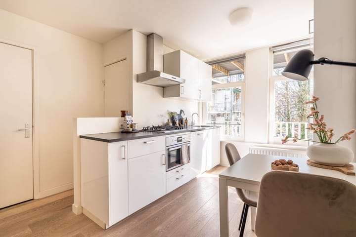 Foto 2 van Da Costastraat 101-2A