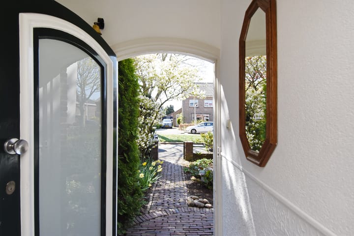 Foto 6 van Julianalaan 35