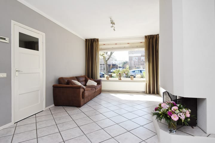 Foto 9 van Julianalaan 35