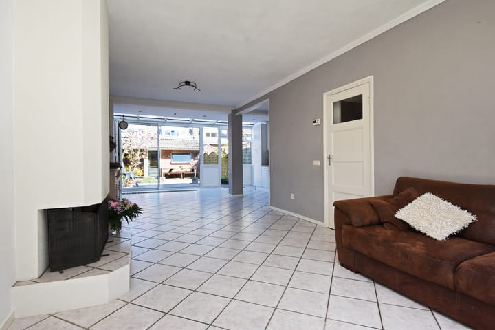 Foto 14 van Julianalaan 35