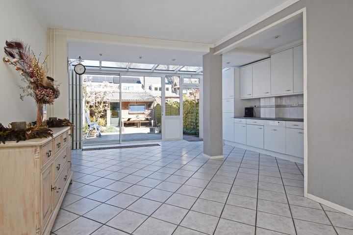 Foto 15 van Julianalaan 35