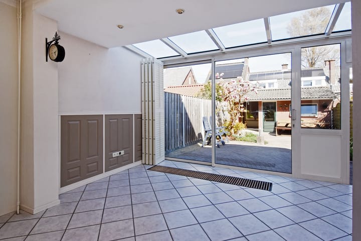 Foto 18 van Julianalaan 35