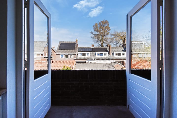 Foto 45 van Julianalaan 35