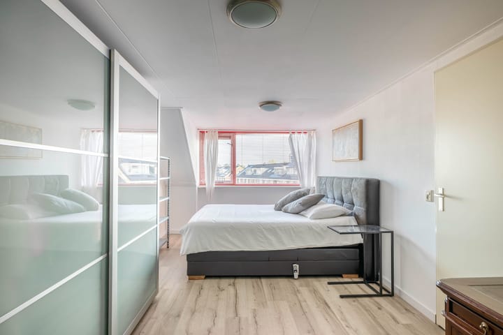 Foto 34 van Basalt 48