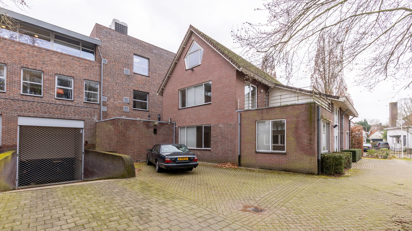 Foto 10 van Vondellaan 14