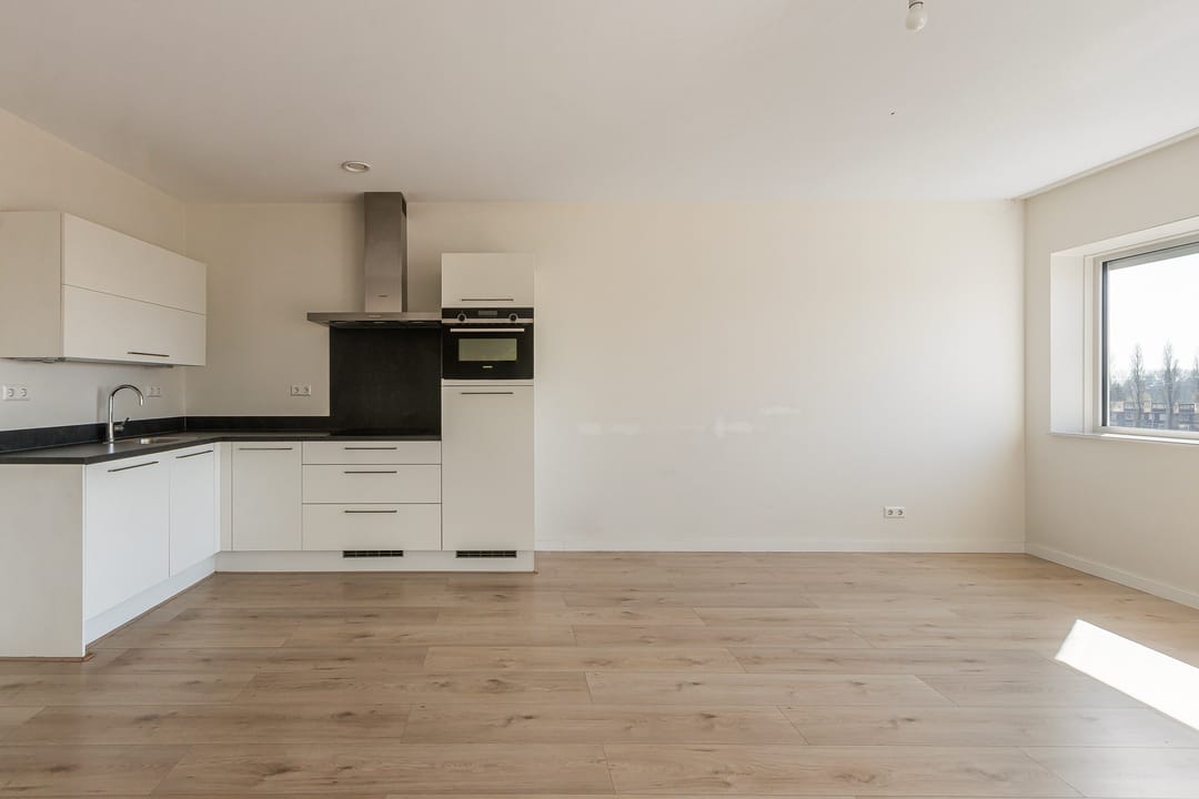 Foto 13 van Korte Parallelweg 29