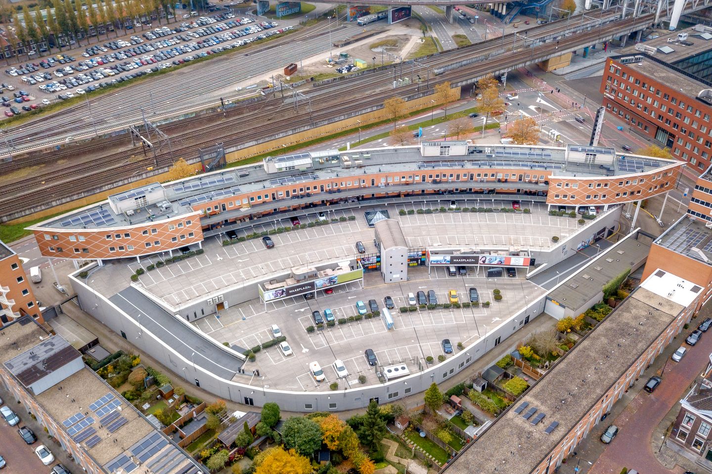 Foto 34 van Korte Parallelweg 29