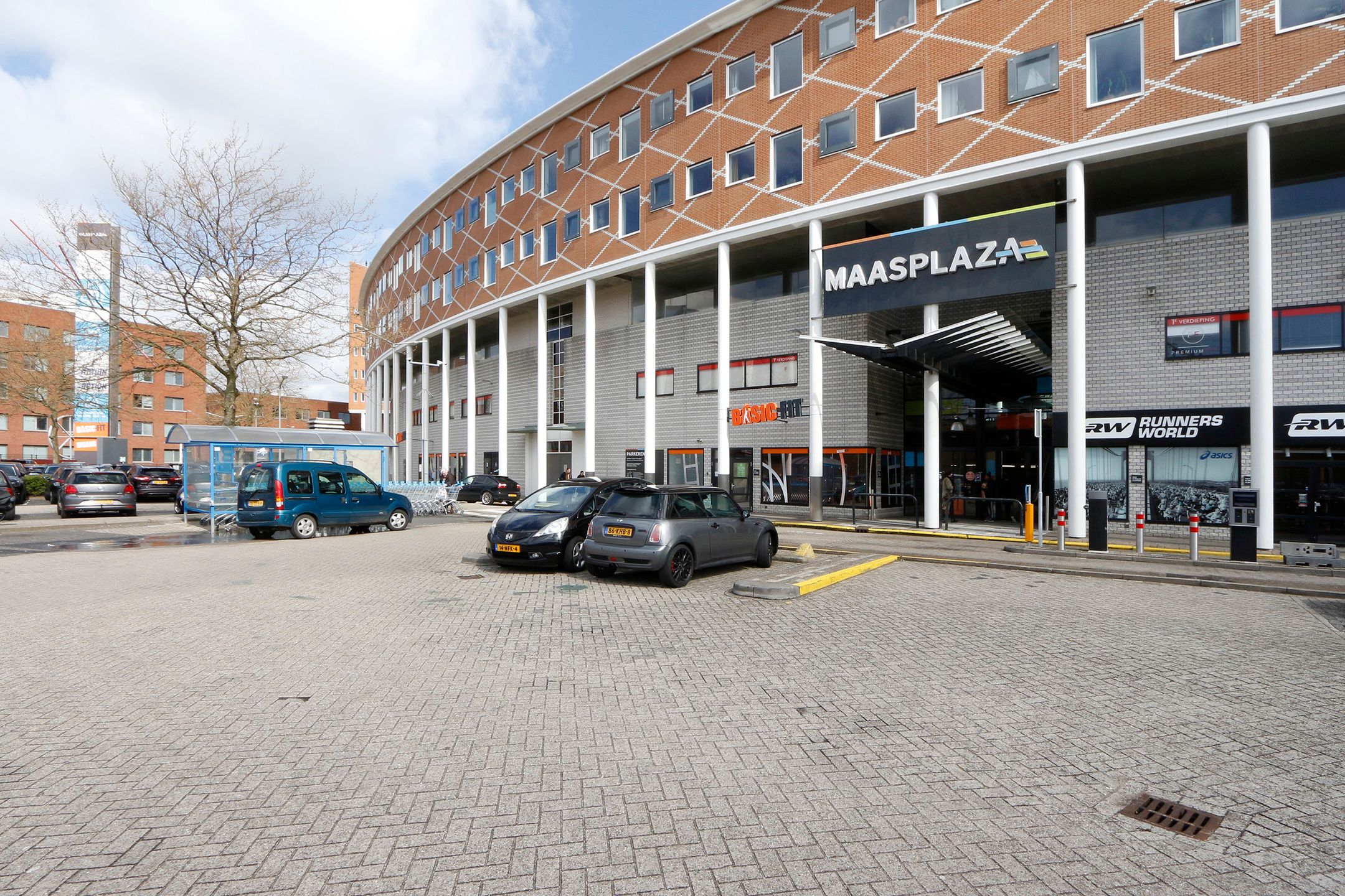 Foto 24 van Korte Parallelweg 29