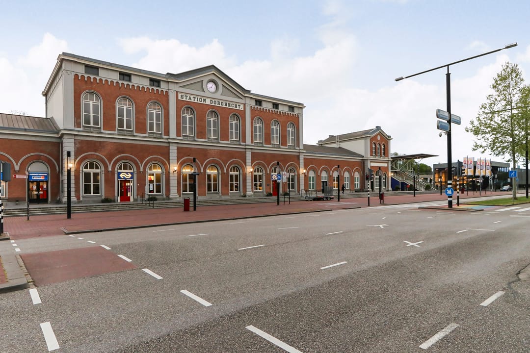 Foto 37 van Korte Parallelweg 29