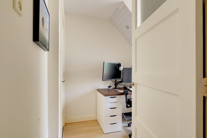 Foto 15 van van Barbansonstraat 26