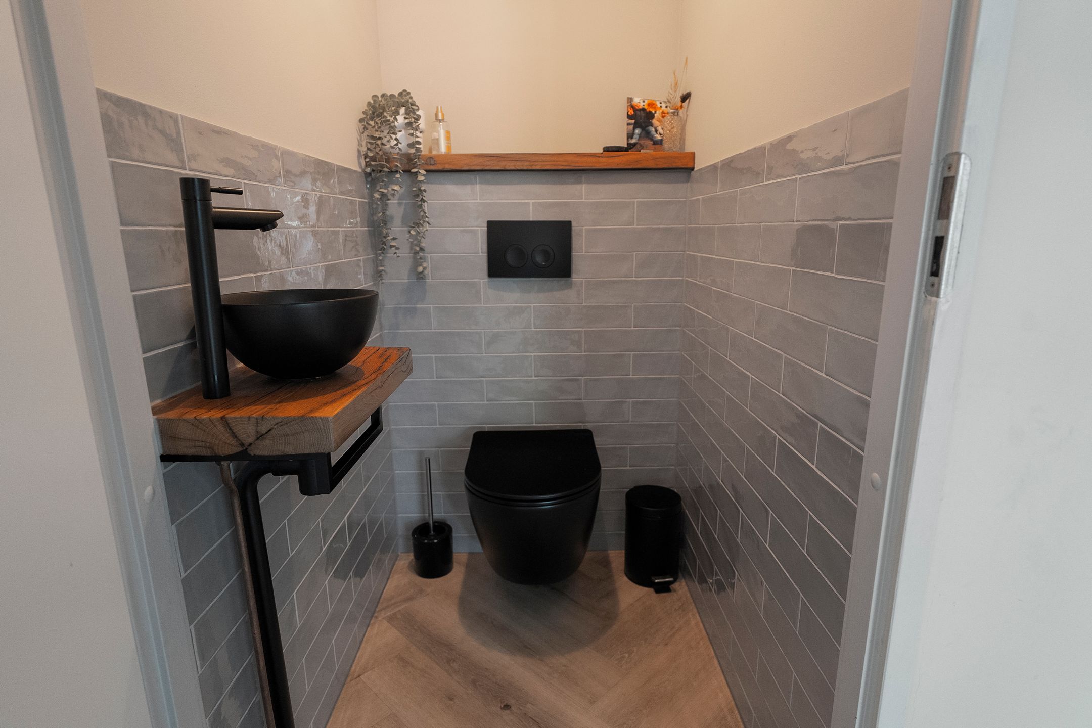 Photo 3 of Doorzwin 1208