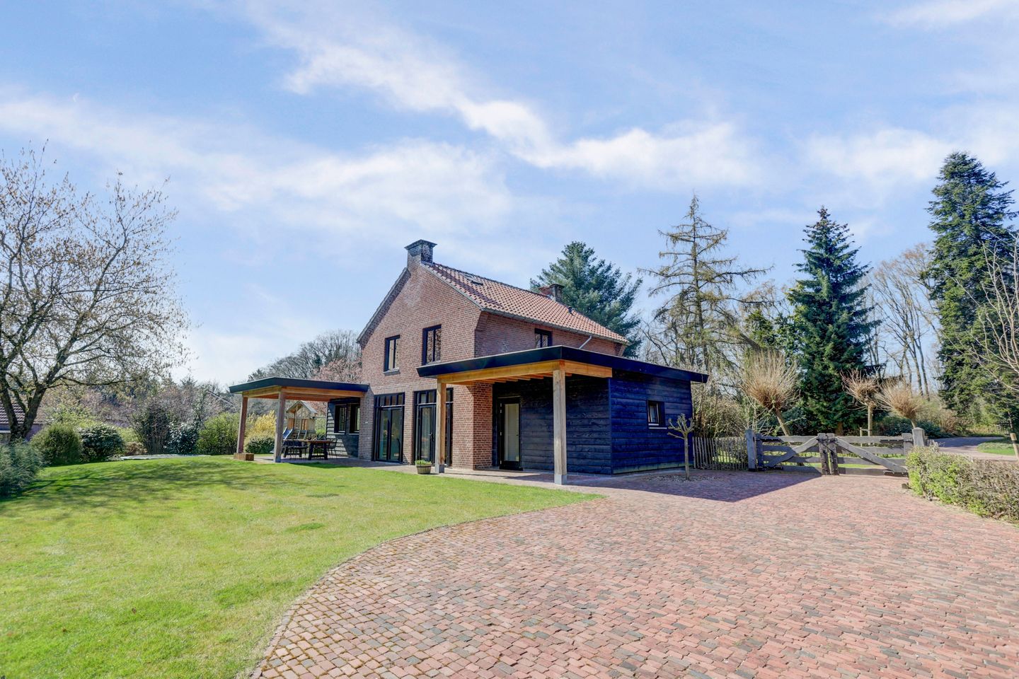 Foto 55 van Merseloseweg 17