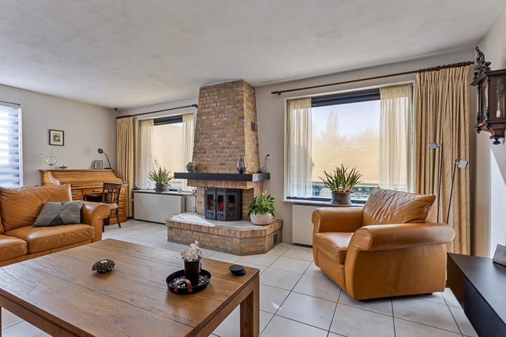 Photo 24 of Overstraat 40