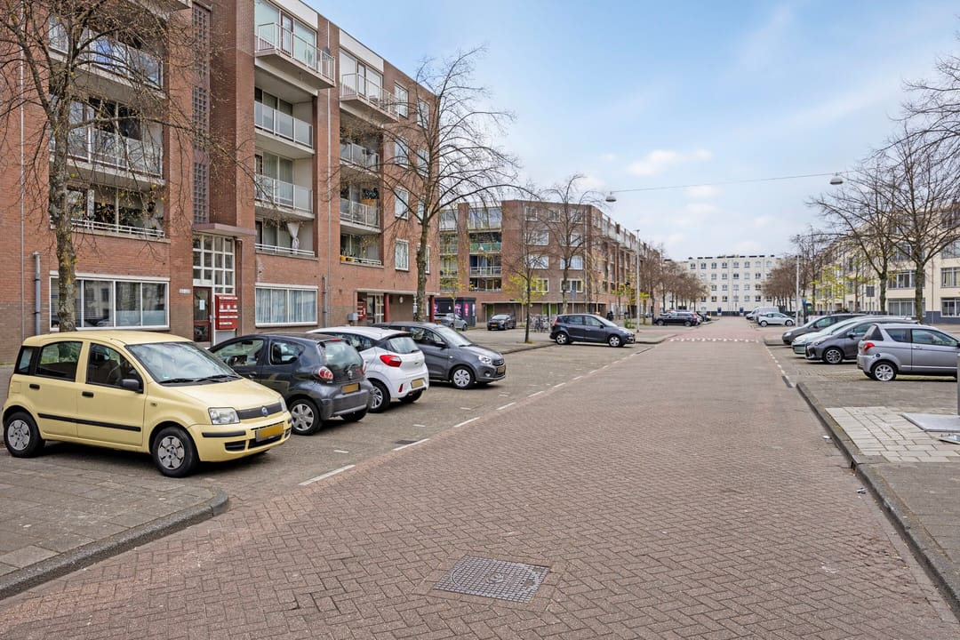 Foto 23 van Charlotte Brontéstraat 175