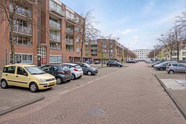 Foto 23 van Charlotte Brontéstraat 175