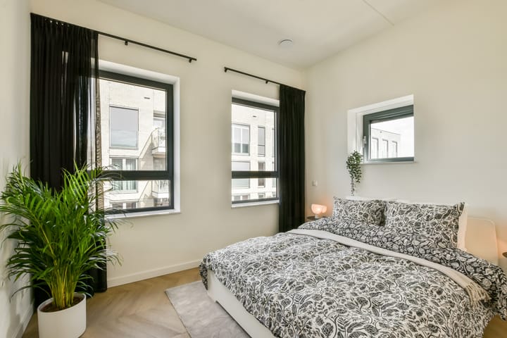 Foto 15 van Vluchtladderstraat 49