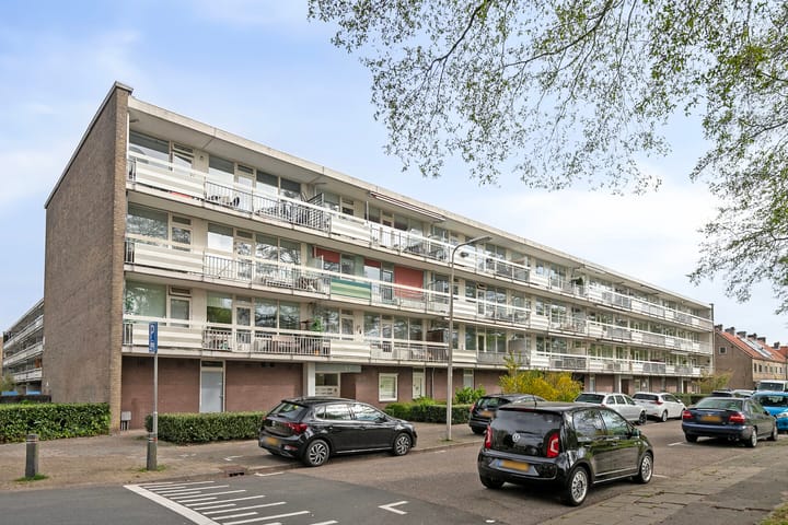 Foto 1 van Albatrosstraat 11