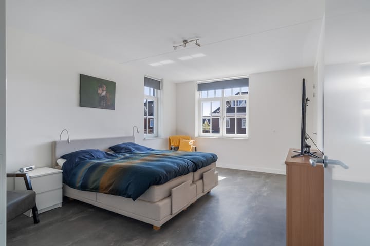 Photo 4 of Marmerschelp 63