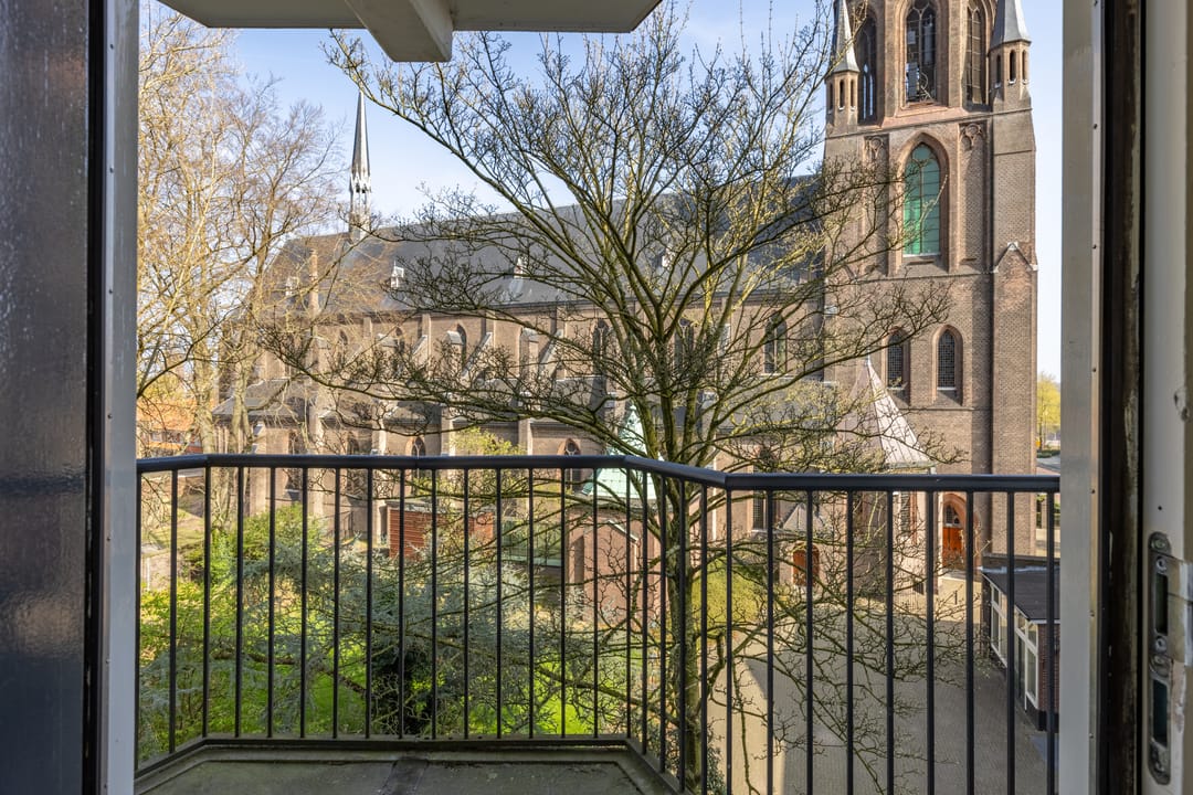 Photo 7 of Oldenzaalsestraat 109-402